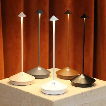 Kabellose LED-Tischleuchte – Dimmbar Wiederaufladbar & Warmweiß