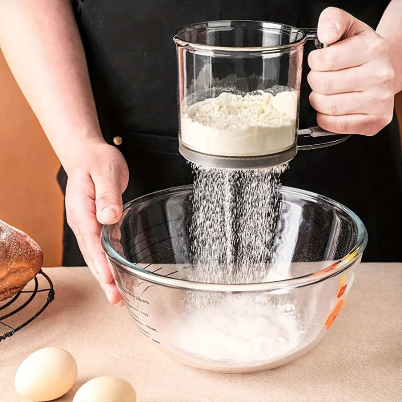 Mehlsieb mit Quetschgriff – 250 ml & Einhändig Bedienbar