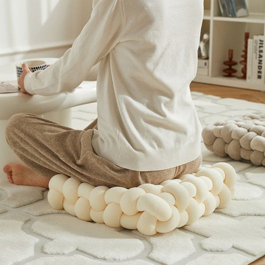 Gewebtes Knotkissen – Weiches Sitzkissen für Sofa & Bett
