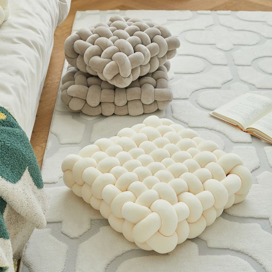 Gewebtes Knotkissen – Weiches Sitzkissen für Sofa & Bett