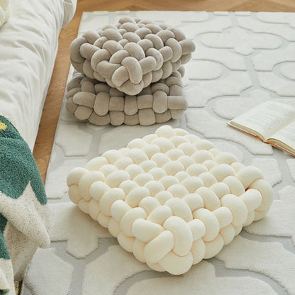 Gewebtes Knotkissen – Weiches Sitzkissen für Sofa & Bett