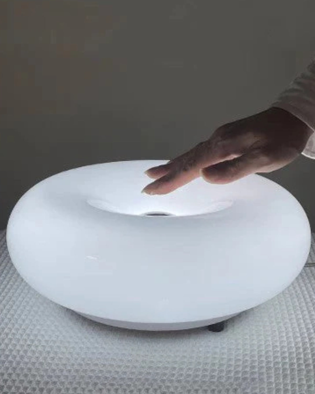Tischlampe Donutform – Sanftes LED-Licht & Deko-Design