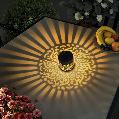Solar-Laterne mit Schattenmuster – Dekoratives Lichtspiel & Outdoor