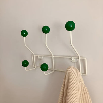 Wandgarderobe Mid-Century – Stylish & Platzsparend für Flur