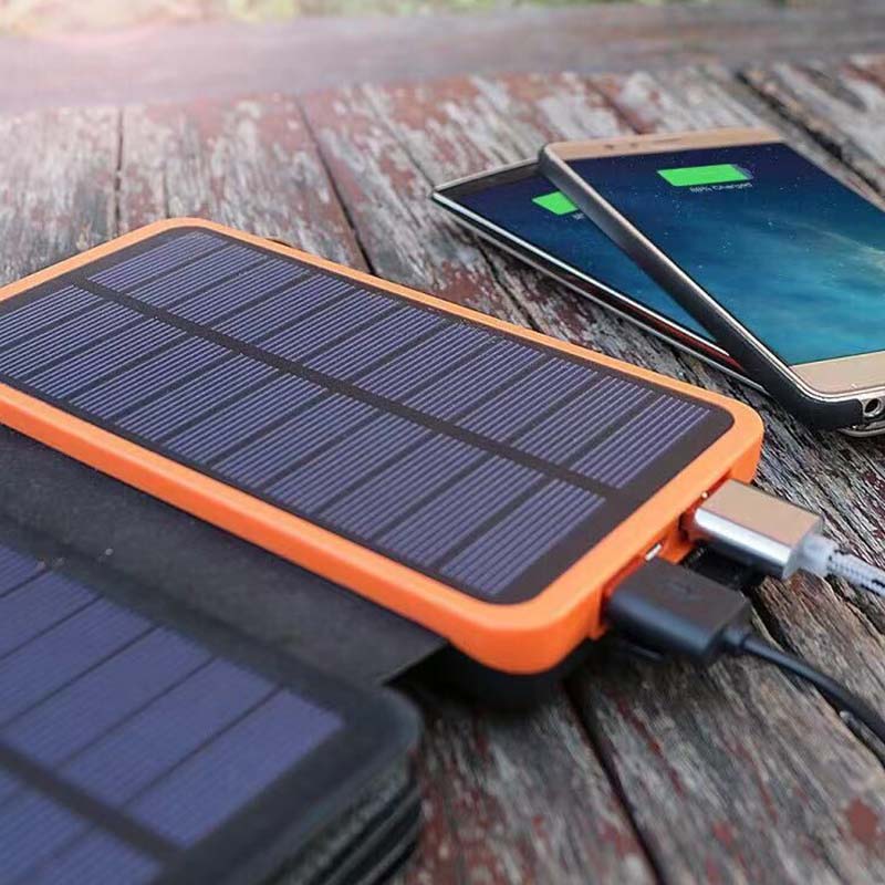Solar-Powerbank – 4 Panels 3 USB-Ausgänge & Outdoor Laden